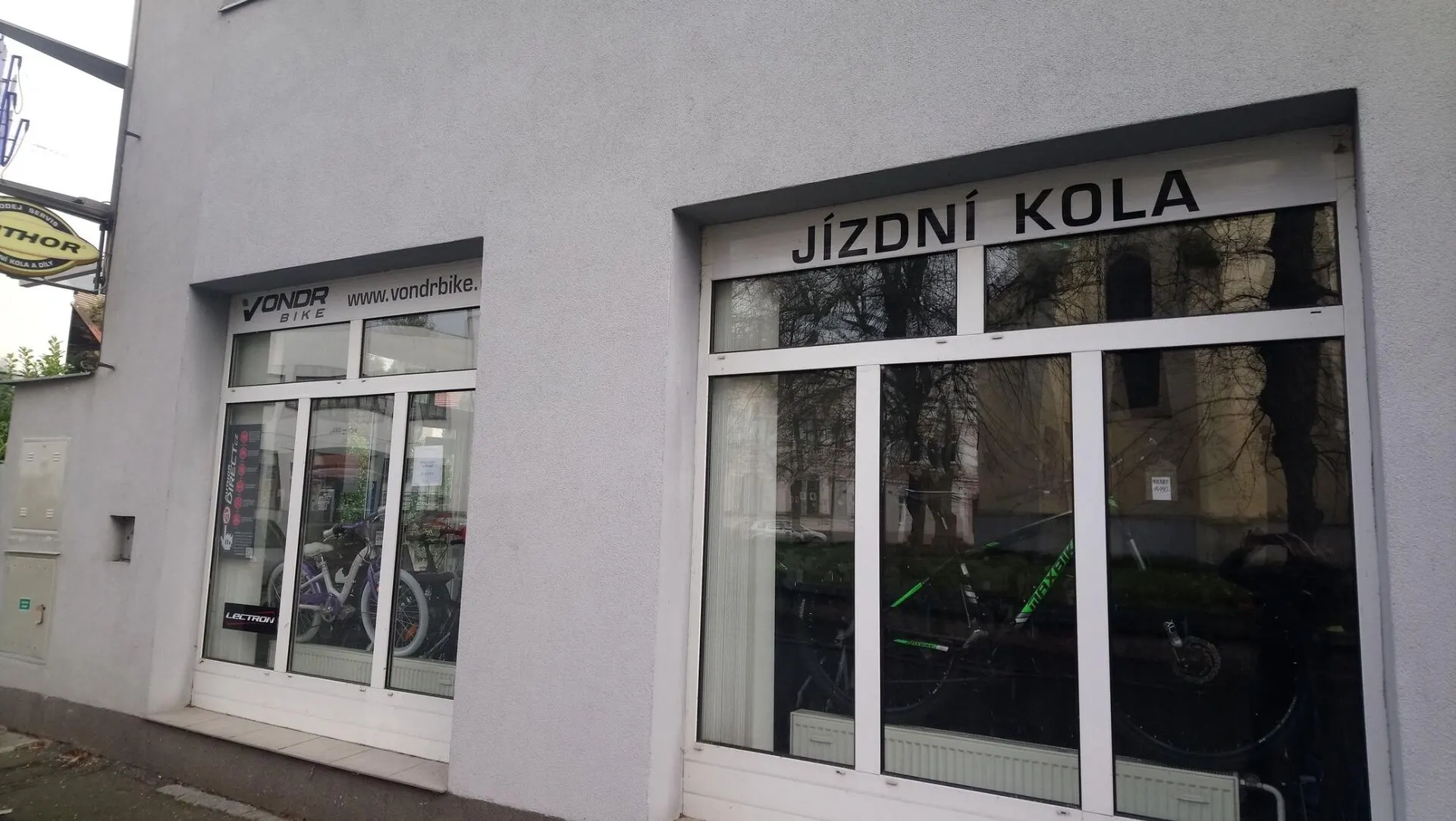 Výloha VondrBike